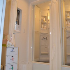 Отель Fukuoka Guest House Jikka Фукуока ванная