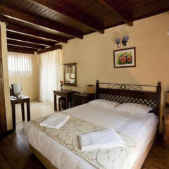 Hotel Berke Ranch&Nature сейф в номере