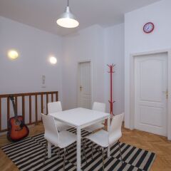 Jump In Hostel комната для гостей