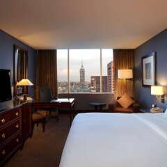 Отель Hilton Mexico City Reforma Мексика, Мехико - 1 отзыв об отеле, цены и фото номеров - забронировать отель Hilton Mexico City Reforma онлайн комната для гостей фото 5