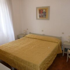 Отель Albergo Dei 10 Colori Проччио комната для гостей фото 2