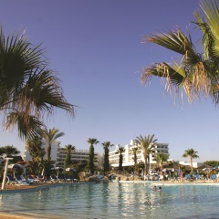 Отель Adams Beach Кипр, Айя-Напа - 7 отзывов об отеле, цены и фото номеров - забронировать отель Adams Beach онлайн бассейн