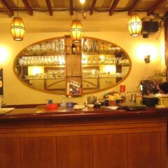 Bee Saigon Hotel гостиничный бар