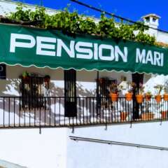 Отель Pension Mari спортивное сооружение