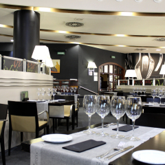 Hotel Silken Amara Plaza питание