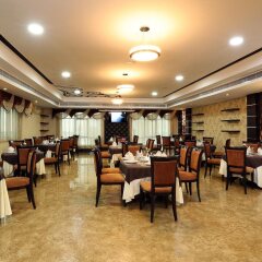 Отель Royal Grand Suite Шарджа помещение для мероприятий
