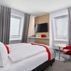 Отель Holiday Inn Express Berlin - Alexanderplatz комната для гостей фото 2