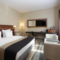Warsaw Plaza Hotel комната для гостей