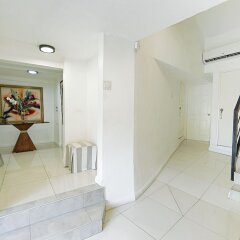 Отель Pulse Rooms at Trafalgar сауна