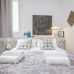 Отель Sweet Inn Apartments Plaza España - Sants Испания, Барселона - отзывы, цены и фото номеров - забронировать отель Sweet Inn Apartments Plaza España - Sants онлайн комната для гостей фото 2
