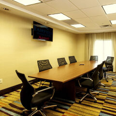 Отель Fairfield Inn & Suites Meridian