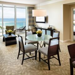Отель Fontainebleau Miami Beach 4* Люкс с двуспальной кроватью