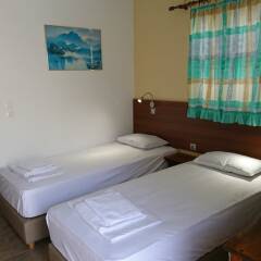 Отель Eleni Rooms комната для гостей фото 13