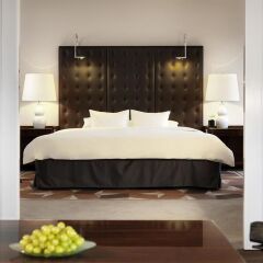 Отель Hyatt Regency Köln Германия, Кёльн - 1 отзыв об отеле, цены и фото номеров - забронировать отель Hyatt Regency Köln онлайн сейф в номере