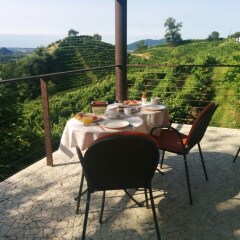 Отель Agriturismo Due Carpini Вальдоббьадене питание