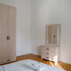 Hostel Bu93 Тель-Авив сейф в номере