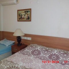 Отель Mavi Cennet Camping Pansiyon Сиде комната для гостей