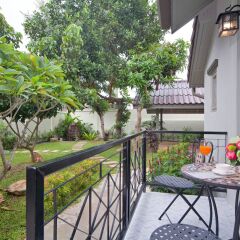 Отель Villa Naiyang балкон