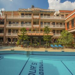 Отель OYO 235 Hotel Goodwill Непал, Лалитпур - отзывы, цены и фото номеров - забронировать отель OYO 235 Hotel Goodwill онлайн бассейн фото 3