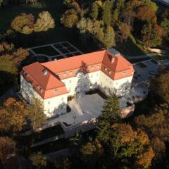 Отель La Contessa Castle Hotel Венгрия, Силвашварад - отзывы, цены и фото номеров - забронировать отель La Contessa Castle Hotel онлайн приотельная территория