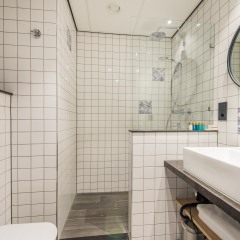 Urban Lodge Hotel ванная