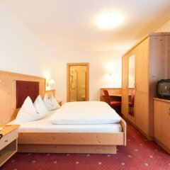 Hotel Haus an der Luck Барбьяно сейф в номере