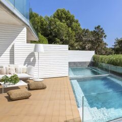 Отель ME Ibiza - The Leading Hotels of the World бассейн фото 3