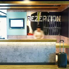 Отель ibis budget Zurich City West Швейцария, Цюрих - 1 отзыв об отеле, цены и фото номеров - забронировать отель ibis budget Zurich City West онлайн интерьер отеля