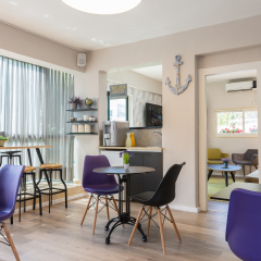 Отель Gordon Inn & Suites гостиничный бар