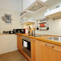 Апартаменты Trevi Charming Apartment в номере