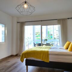 Апартаменты Lux Apartment Торремолинос комната для гостей фото 2