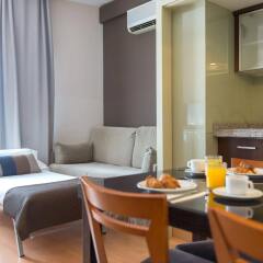Отель Aparthotel Senator Barcelona в номере