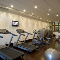 Excel Hotel Roma Ciampino фитнесс-зал фото 2