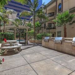 Апартаменты DTLA Apartment With Parking and Pool фото 3