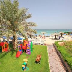 Отель Beach Hotel Sharjah ОАЭ, Шарджа - 8 отзывов об отеле, цены и фото номеров - забронировать отель Beach Hotel Sharjah онлайн пляж фото 2