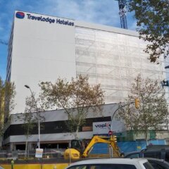Отель Travelodge Barcelona Poblenou спортивное сооружение