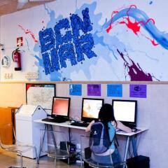 Отель Be Mar Hostel Испания, Барселона - отзывы, цены и фото номеров - забронировать отель Be Mar Hostel онлайн гостиничный бар