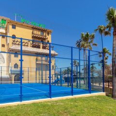 Отель IPV Palace & Spa Испания, Фуэнхирола - 2 отзыва об отеле, цены и фото номеров - забронировать отель IPV Palace & Spa онлайн спортивное сооружение