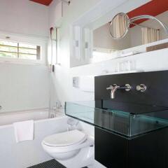 Отель Sorell Hotel Zürichberg Швейцария, Цюрих - 2 отзыва об отеле, цены и фото номеров - забронировать отель Sorell Hotel Zürichberg онлайн ванная
