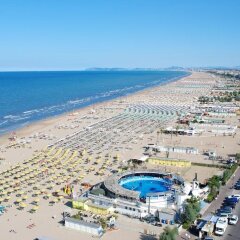 Hotel Prestige Римини пляж