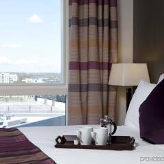 Отель Staybridge Suites London- Stratford в номере