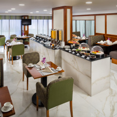 Savoy Park Hotel Apartments питание
