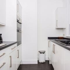 Отель 1 Bedroom Flat Near Maida Vale в номере фото 2