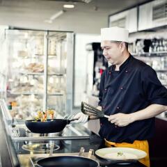 Отель JUFA Hotel Salzburg Австрия, Зальцбург - 1 отзыв об отеле, цены и фото номеров - забронировать отель JUFA Hotel Salzburg онлайн спа