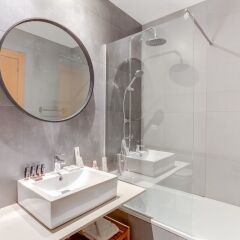 Отель Sweet Inn Apartments - Fira Sants Испания, Барселона - отзывы, цены и фото номеров - забронировать отель Sweet Inn Apartments - Fira Sants онлайн фото 17