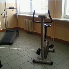 Hostel Modrá Прага фитнесс-зал