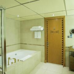 Отель Hilton Dubai Jumeirah ванная фото 2