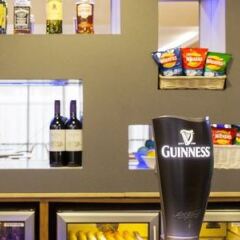 Отель Holiday Inn Express London - Limehouse бассейн фото 2