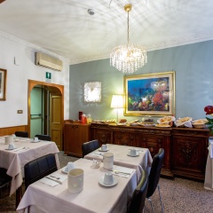 Hotel Gabriella питание