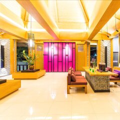 Отель Phuvaree Resort Пхукет спа